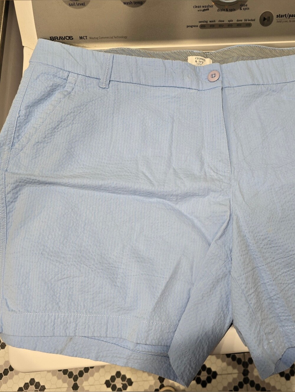 crown & ivy Light Blue Seersucker Women’s Shorts